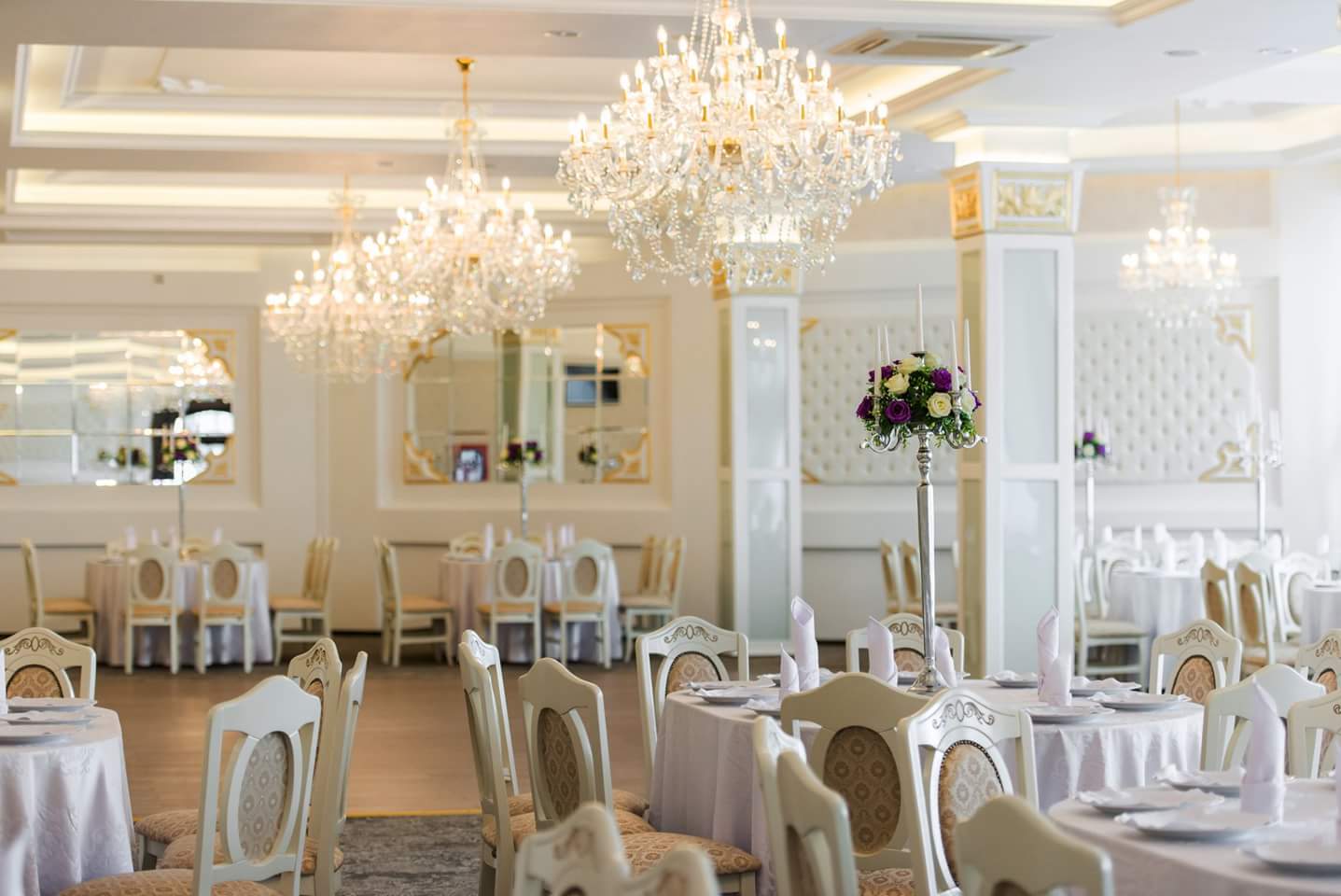 Nunti la Grand Hotel Baroc